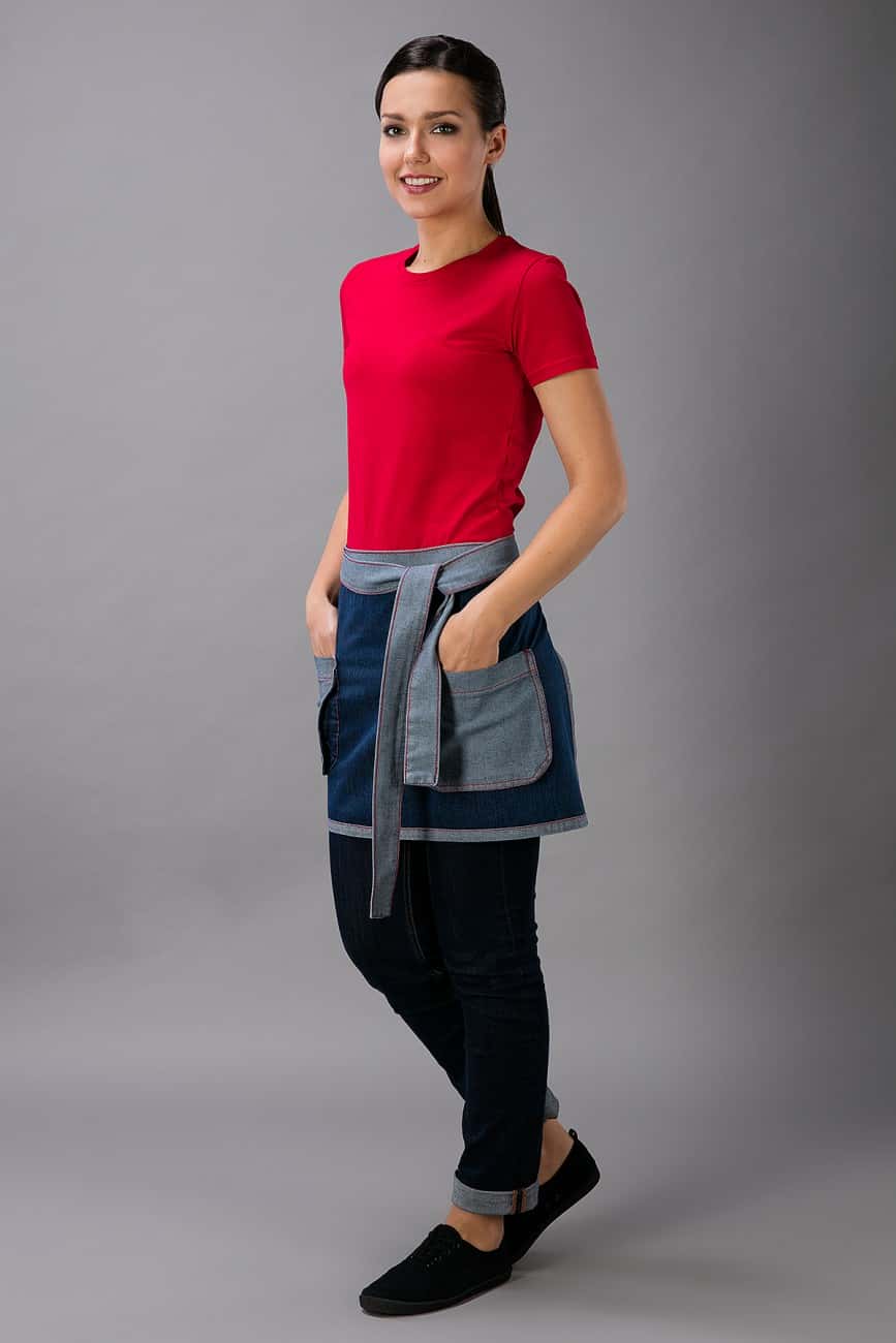 Фартук джинсовый короткий с 2 большим накладными карманами – купить ...